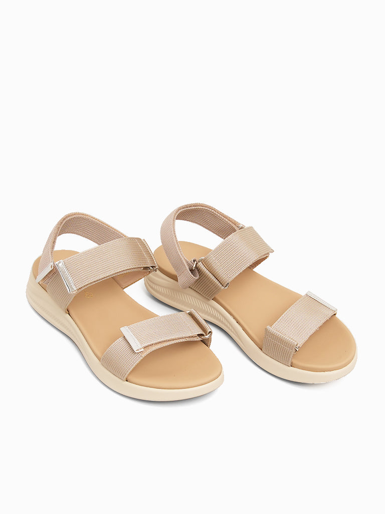 Akina Wedge Sandals