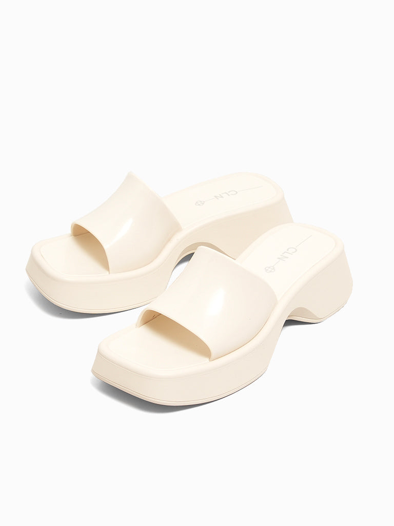 Arlo Wedge Slides