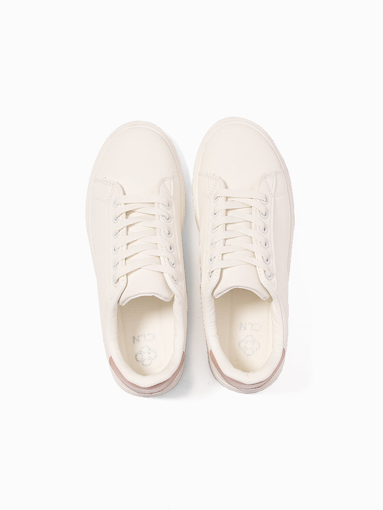 Bryce Lace-up Sneakers