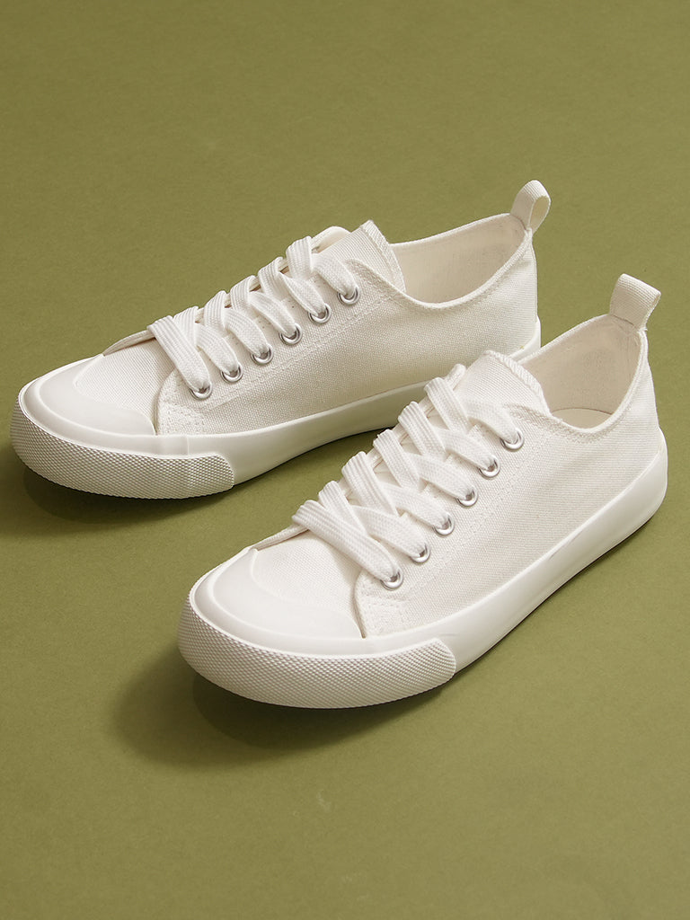 Connie Lace-up Sneakers