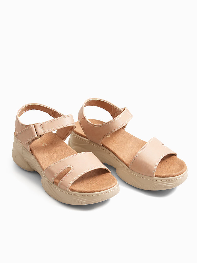 Dianthus Wedge Sandals