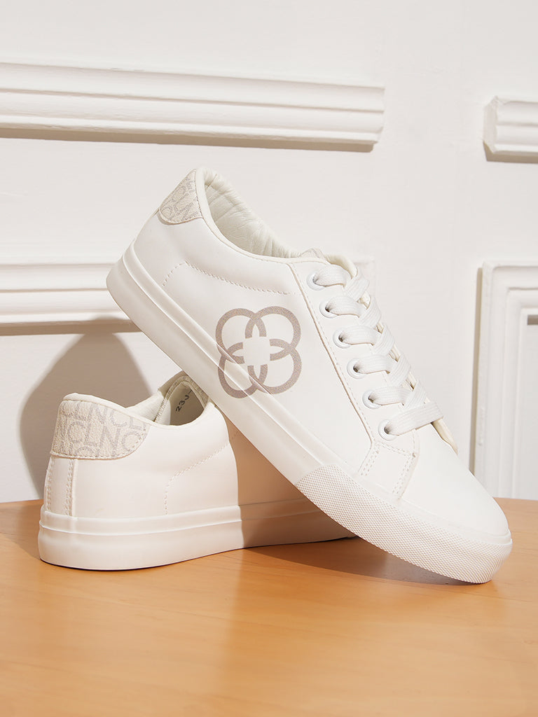 Doha Lace-up Sneakers