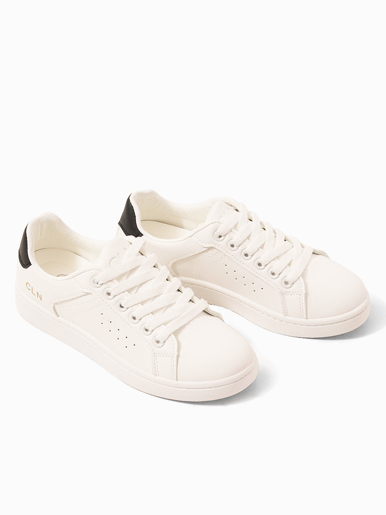 Kino Lace-up Sneakers