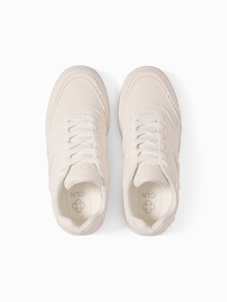 Liam Lace-up Sneakers