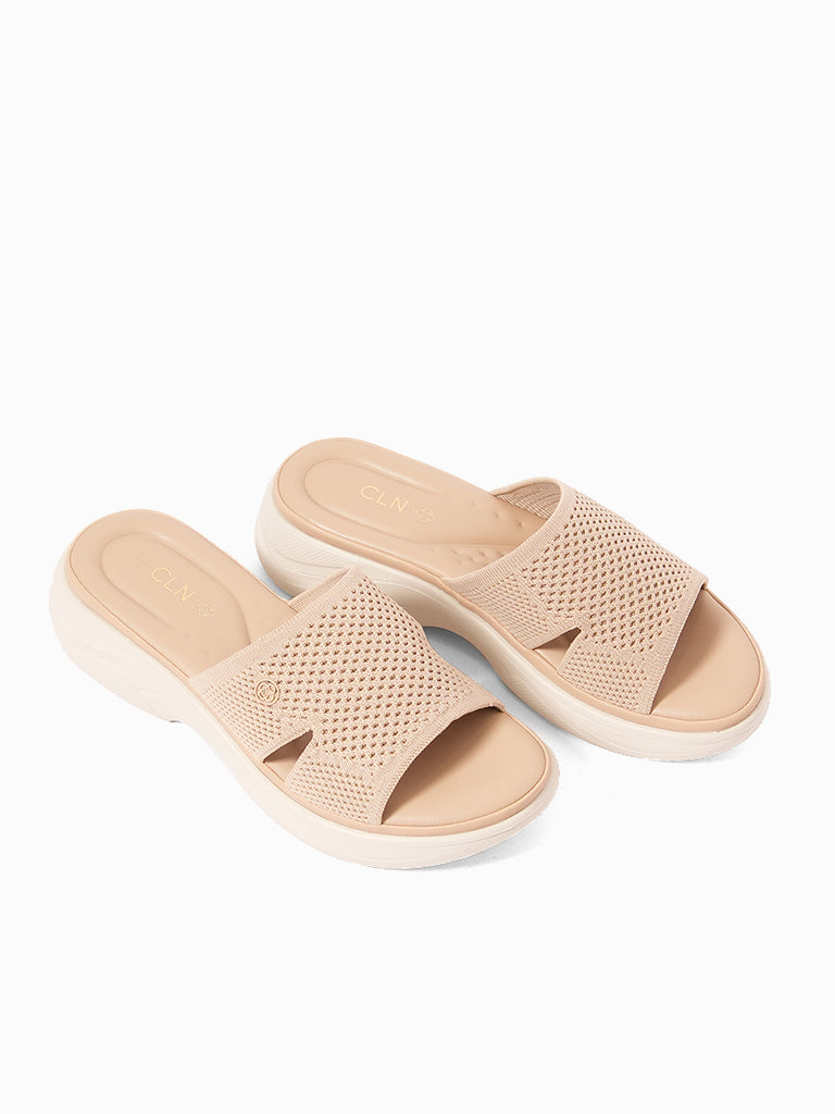 Lilianne Wedge Slides