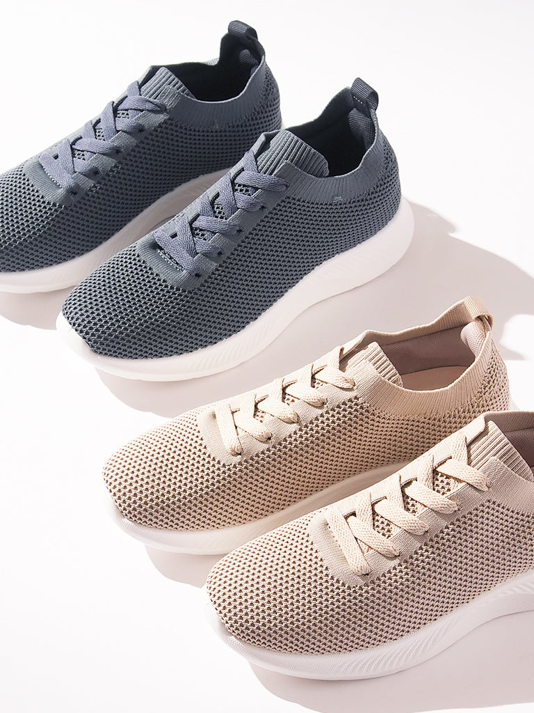 Riza Lace-up Sneakers