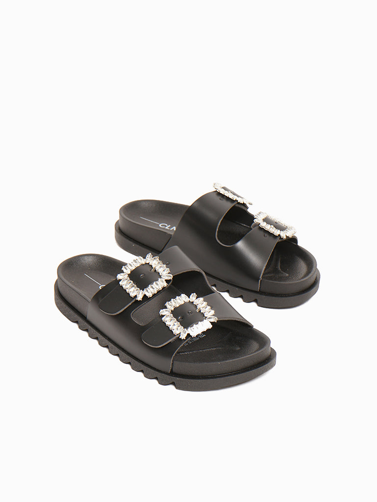 CLN - Shop the Wallie Slides, now at P799 here